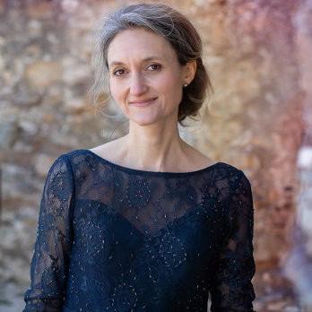 portrait de Cécile Bontron Maudire