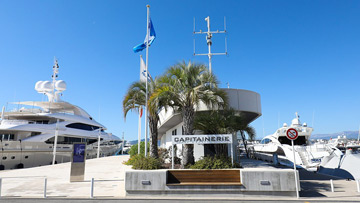 Capitainerie  du port Canto