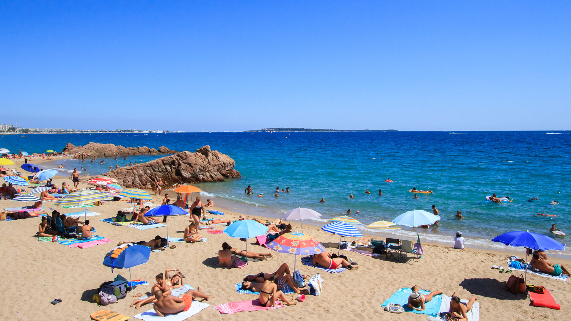 Les plages du Midi et des Rochers