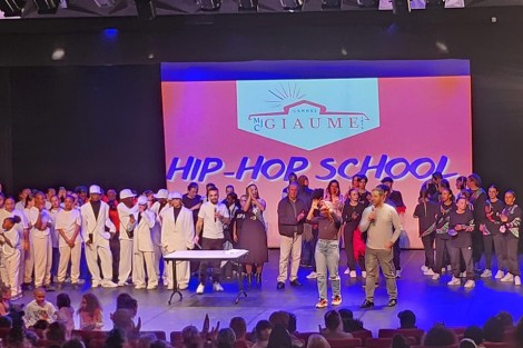 La deuxième édition de la Hip-Hop School, organisée par la MJC Giaume et la Compagnie La Mesure, représentée par la danseuse Cannoise Mélissa CIRILLO, s'est déroulée le 23 février au Théâtre de La Licorne.