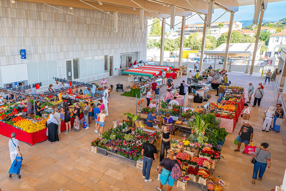 Halle du marché de la Bocca