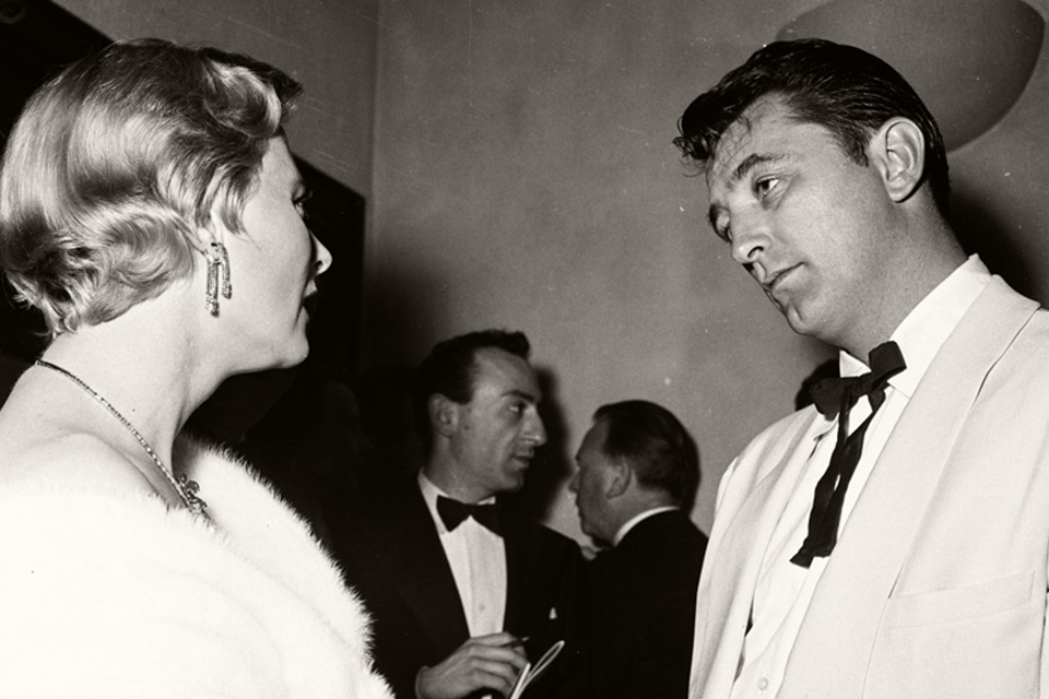 Michèle Morgan et Robert Mitchum