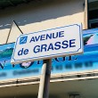 panneau avec marqué avenue de grasse